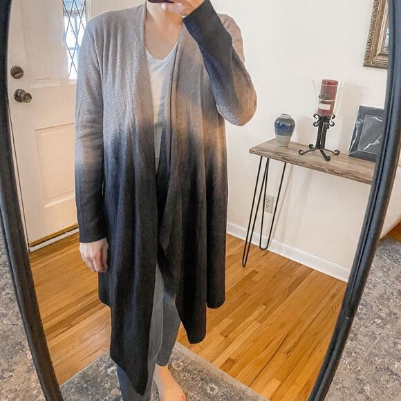 Barefoot Dreams Bamboo Chic Lite Ombré Calypso Wrap Cardigan - Picture 1 of 8